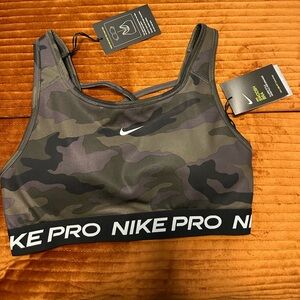 Nike Pro Sports Bra